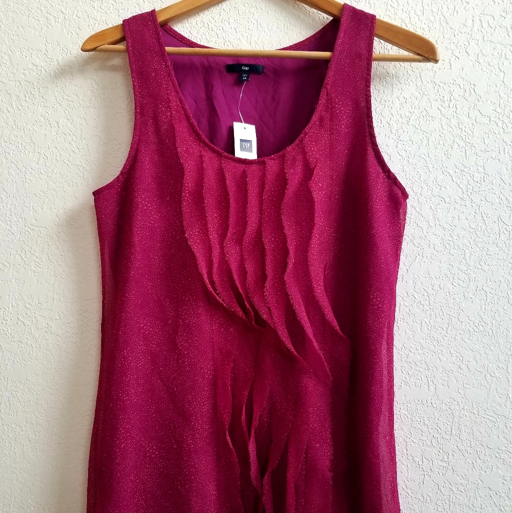 GAP sleeveless blouse/tank - burgundy, NWT